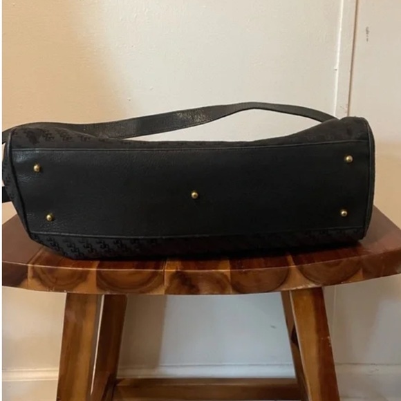 Authentic Gucci Travel Bag Pristine condition. - Picture 3 of 6